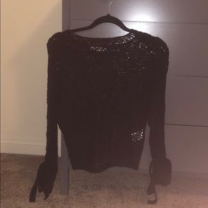 Rewind black knitted sweater